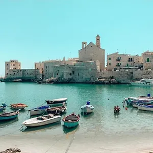 Piazza Duomo - Medieval Puglia's House , Giovinazzo Italia